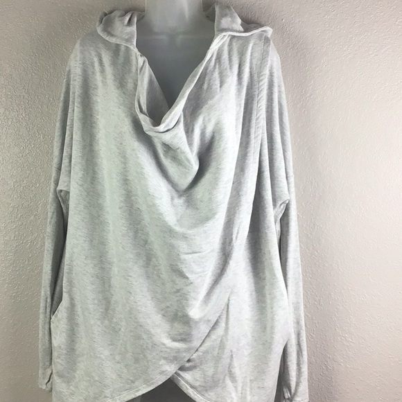 ATHLETA Purana Wrap Sweatshirt CYA Yoga Studio Soft Light Heather Gray Women’s L - Picture 5 of 8